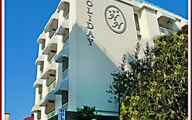 Hotel Holiday